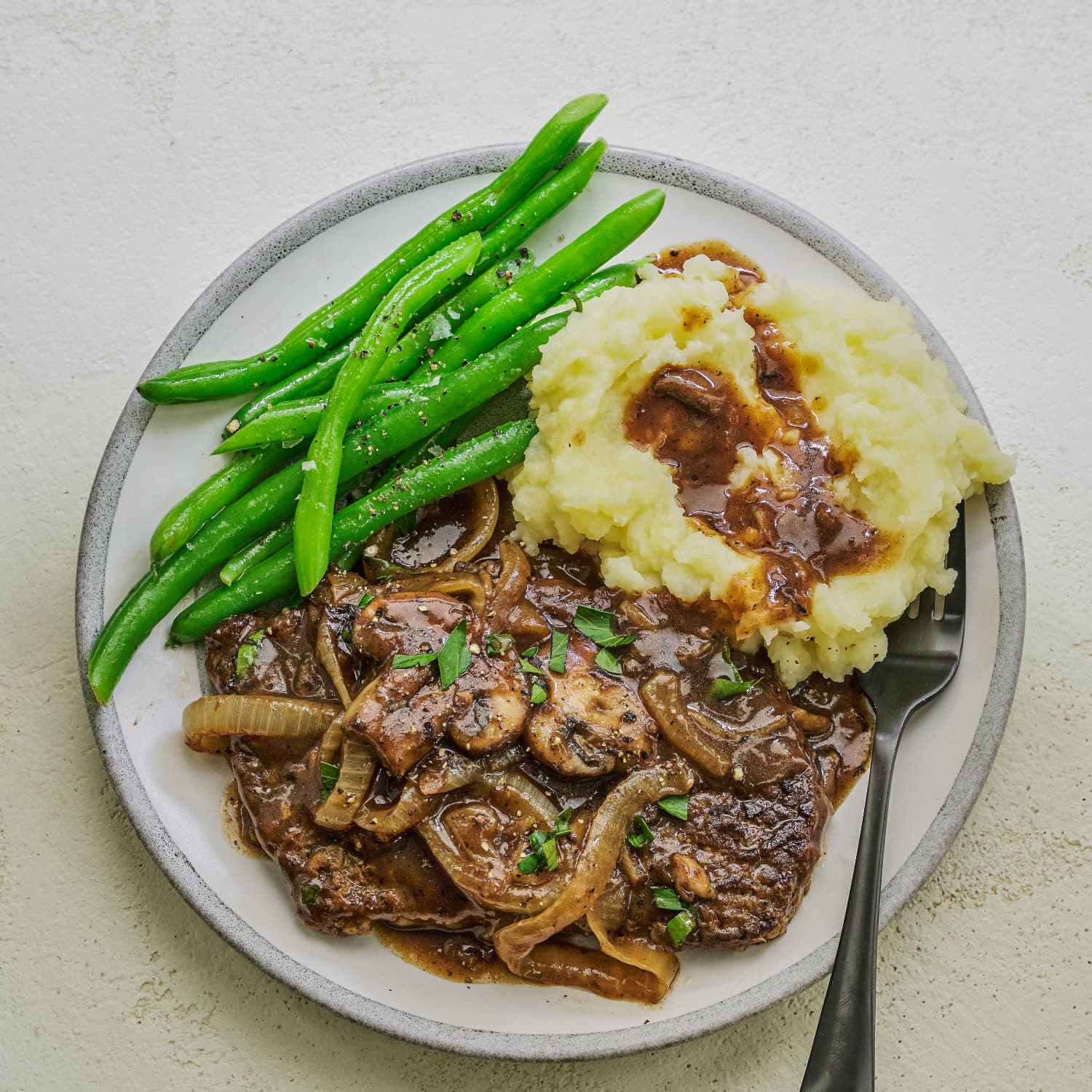 Cube Steak Recipe (With Mushroom Gravy) | Kitchn