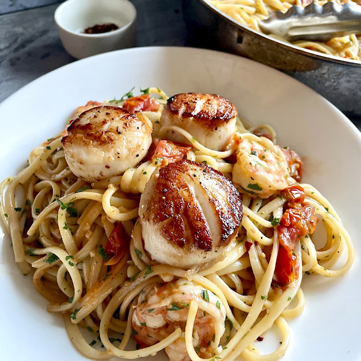 Seafood Pasta Recipe (With Scallops And Shrimp) | Kitchn