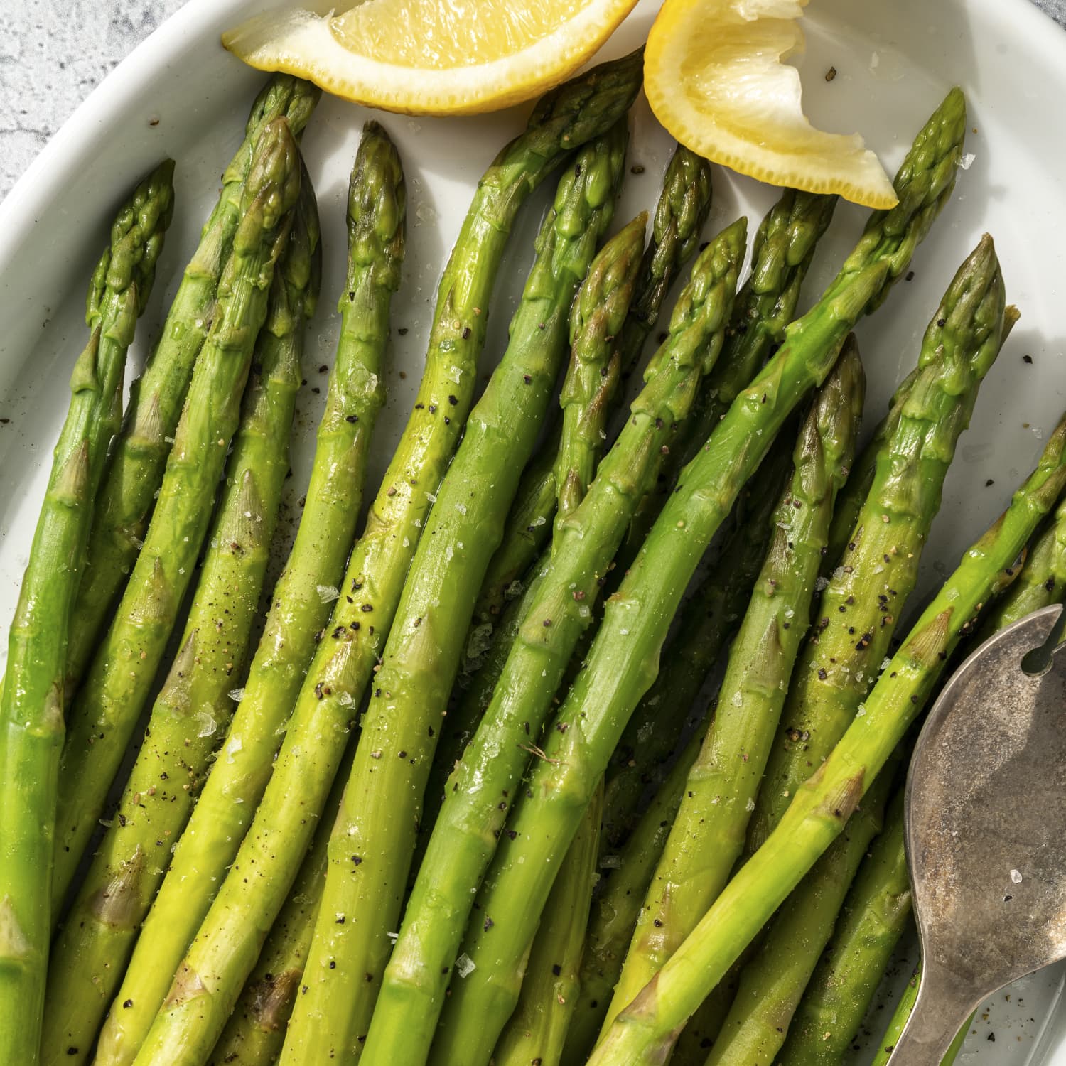 Simple Steamed Asparagus Recipe (With And Without A Steamer Basket) | Kitchn