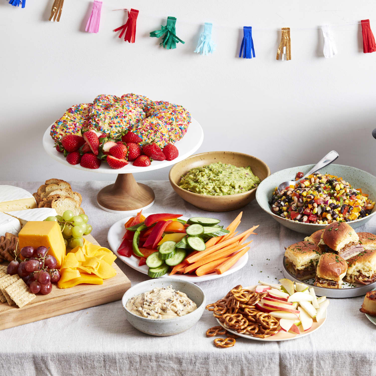 How To Save Money On Your Super Bowl Party Spread