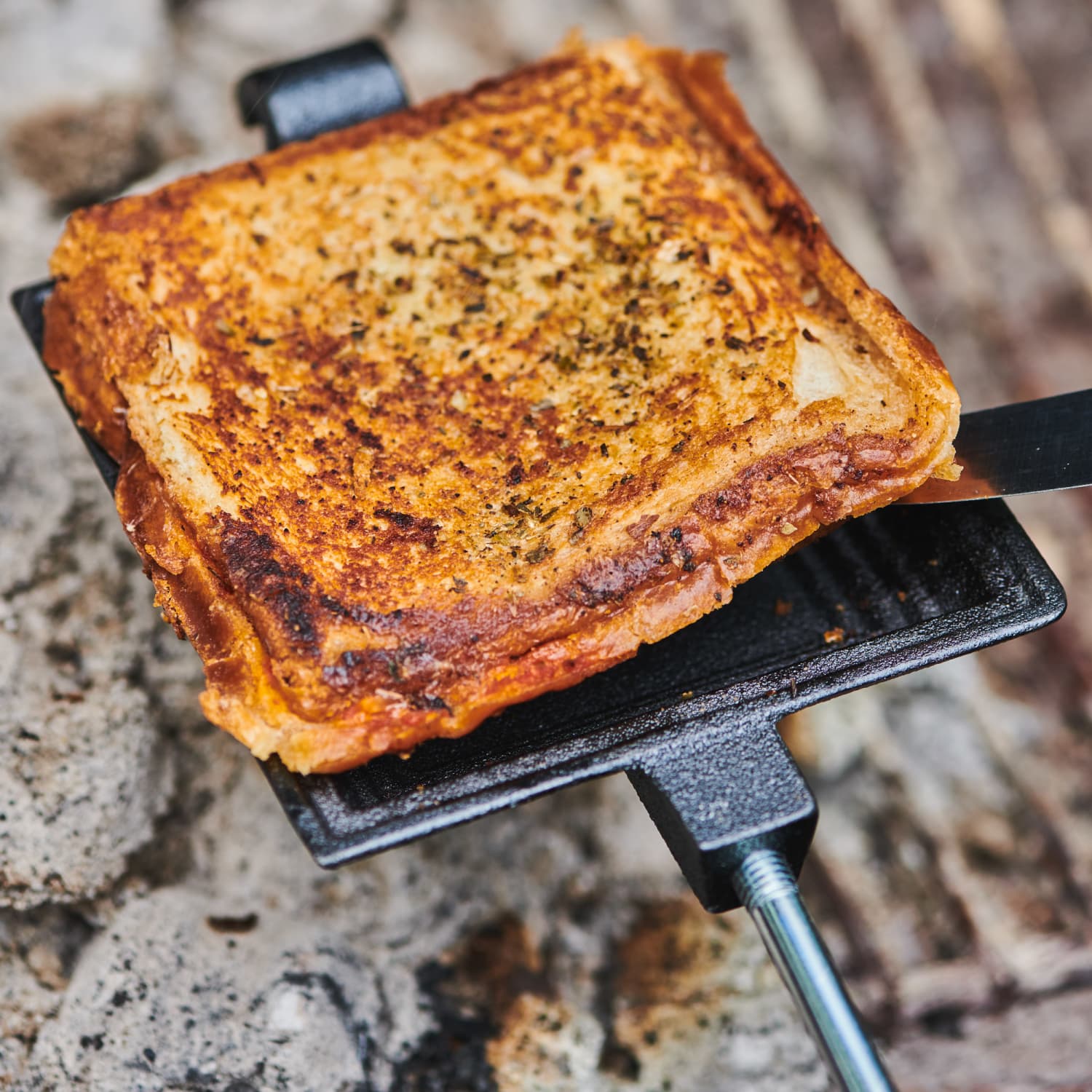 Mountain Pie Maker, Cast Iron - Hamburger Grill