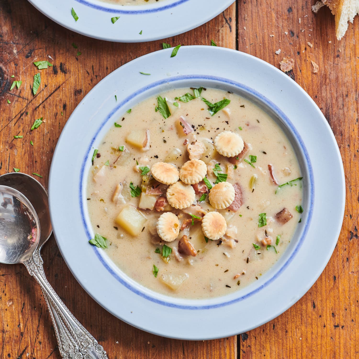 Contest-Winning New England Clam Chowder Recipe: How to Make It