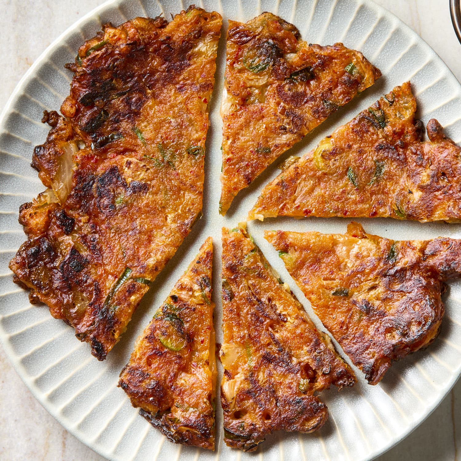 김치부침개 (Kimchi Buchimgae) - 쉬운 전채 요리