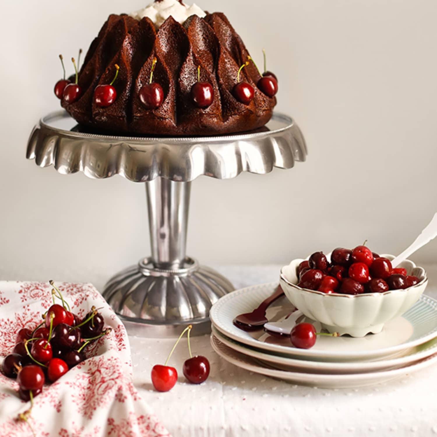 Beautiful Bundts/ my new cake pans!!!!