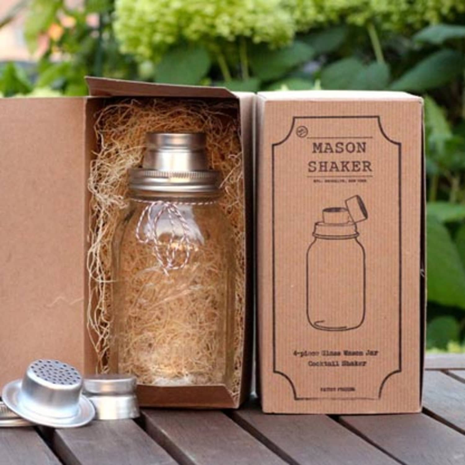 Can You Use A Mason Jar Instead Of A Cocktail Shaker?