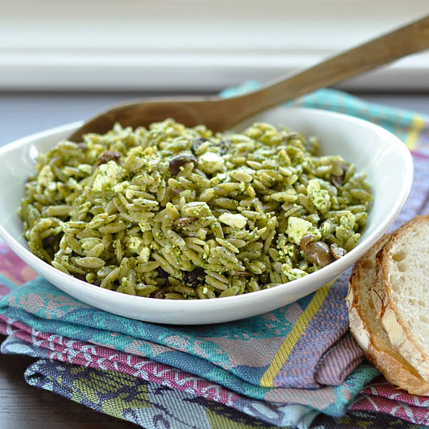 Recipe Orzo Salad With Spinach Pesto Olives Feta Kitchn