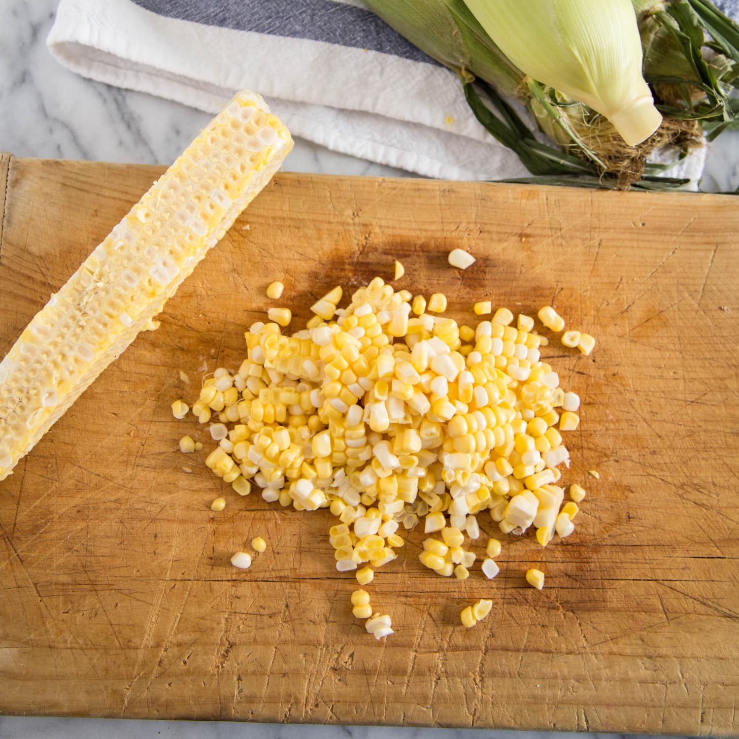 3 Mess Free Ways To Cut Corn Off The Cob Kitchn