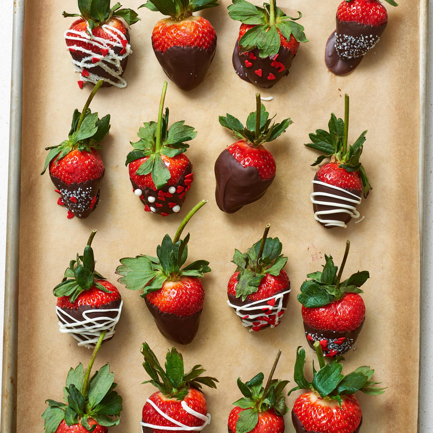 How to Make Chocolate Covered Strawberries Perfectly