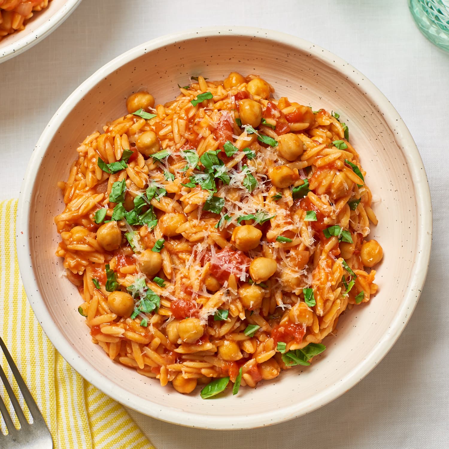 One-Pot Tomato Chickpeas and Orzo (Pasta e Ceci) - Easy Chickpea Pasta  Recipe | Kitchn