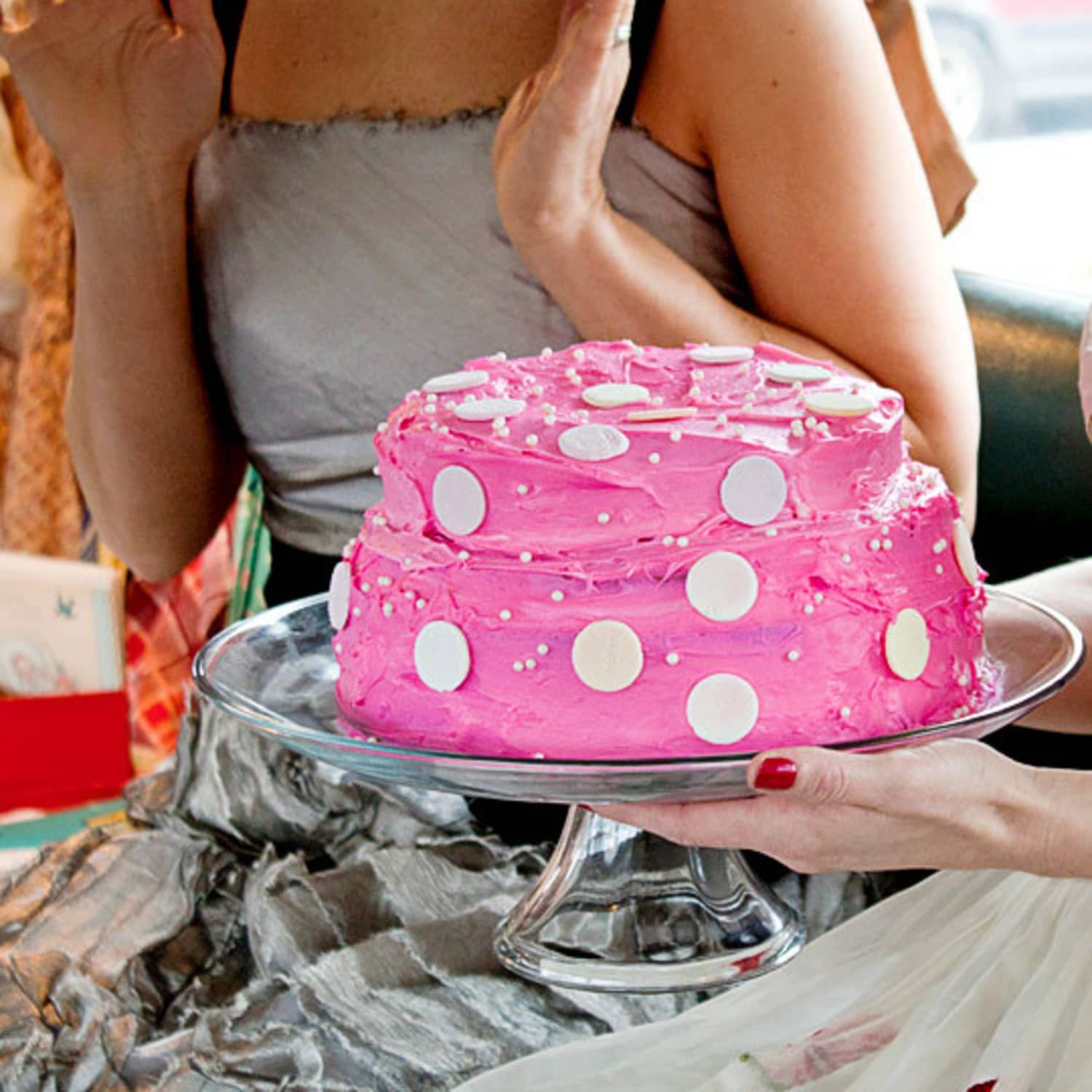 What Beverages Should I Serve at a Cake Party? | Kitchn