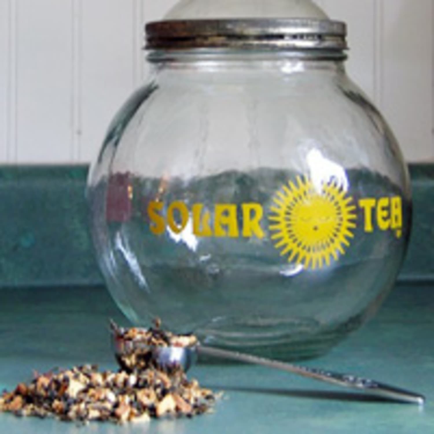 Is It Safe To Brew And Drink Sun Tea Kitchn