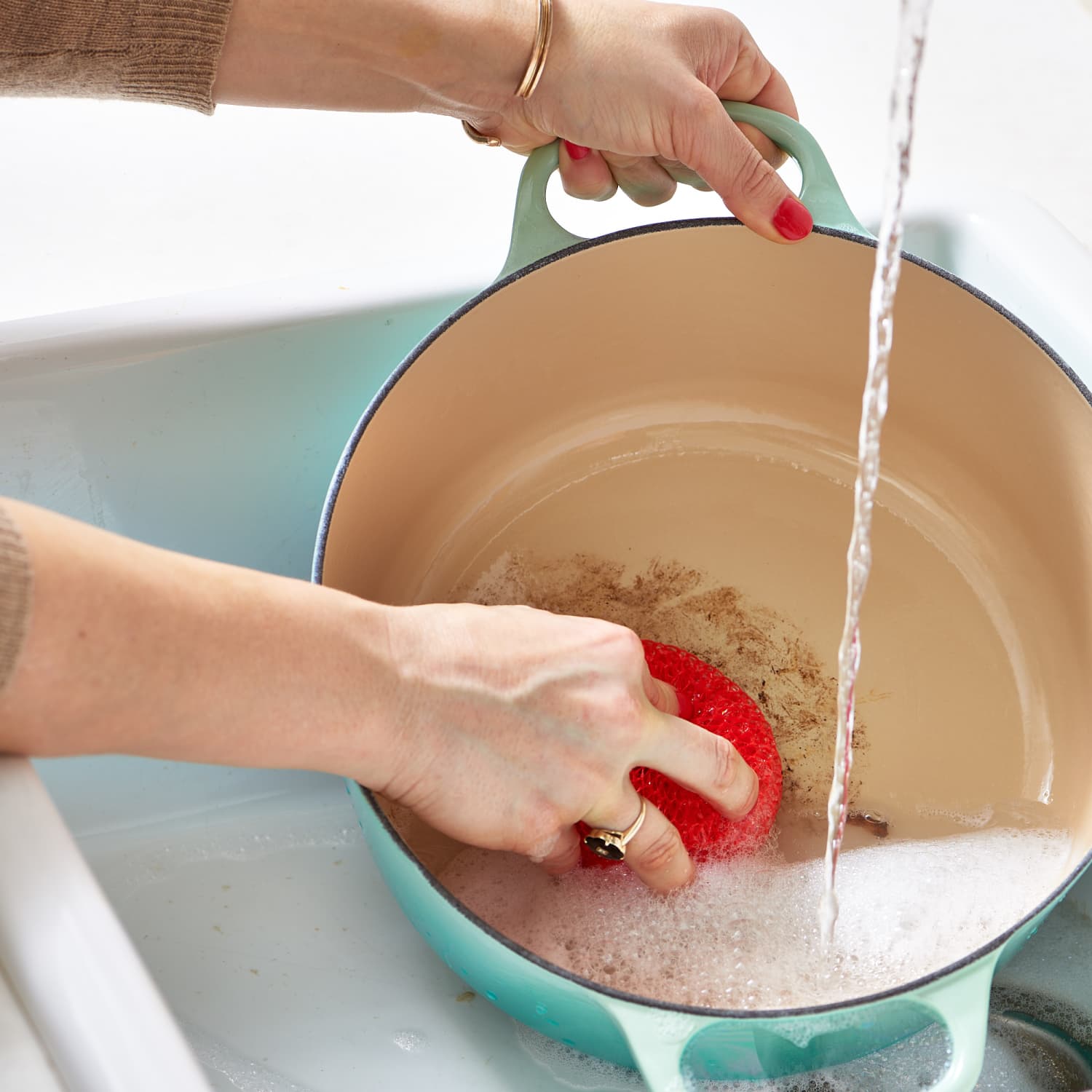 Step away from that sponge. This is the best way to clean your dishes