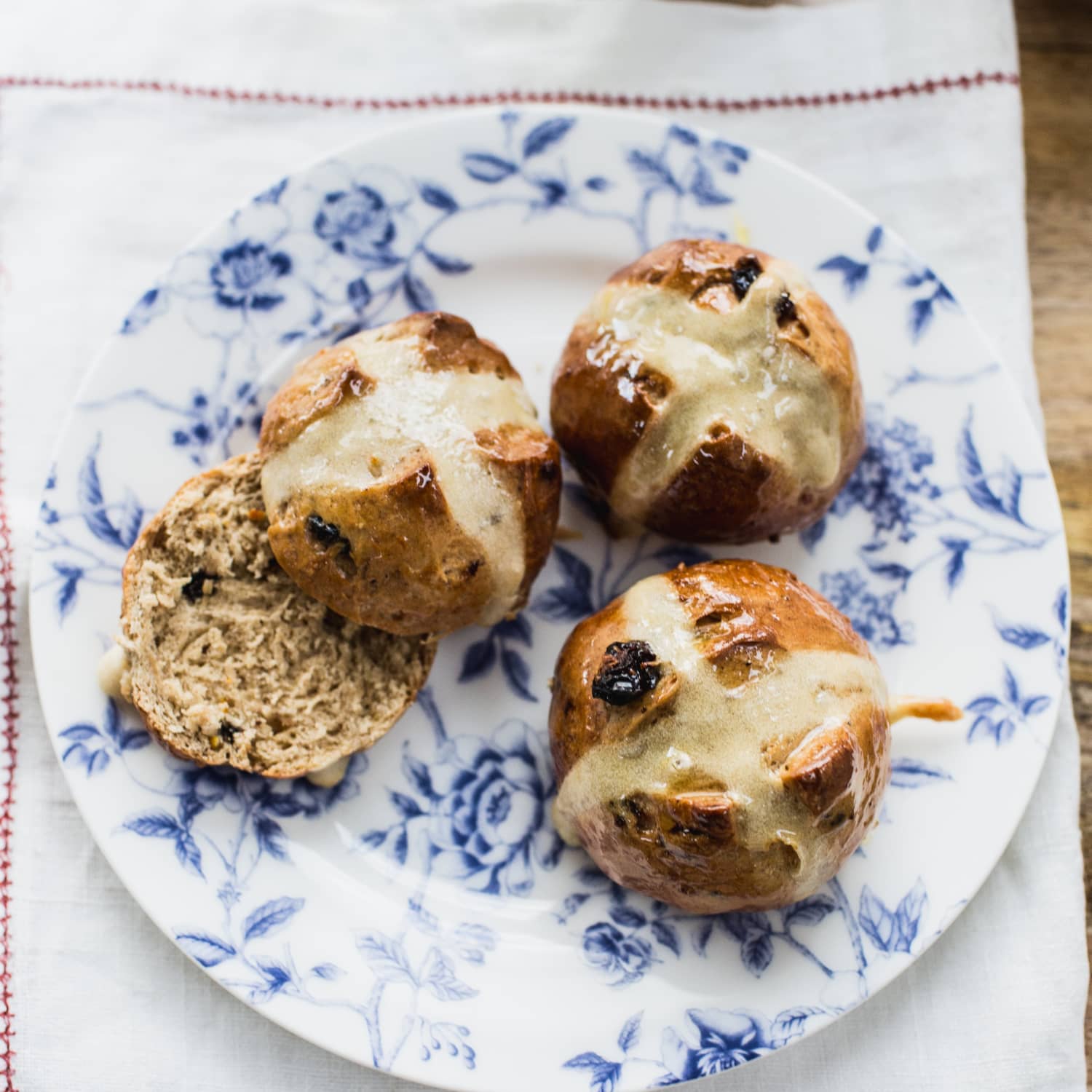 Rich Eggy Sweet 15 Easter Breads From Around The World Kitchn