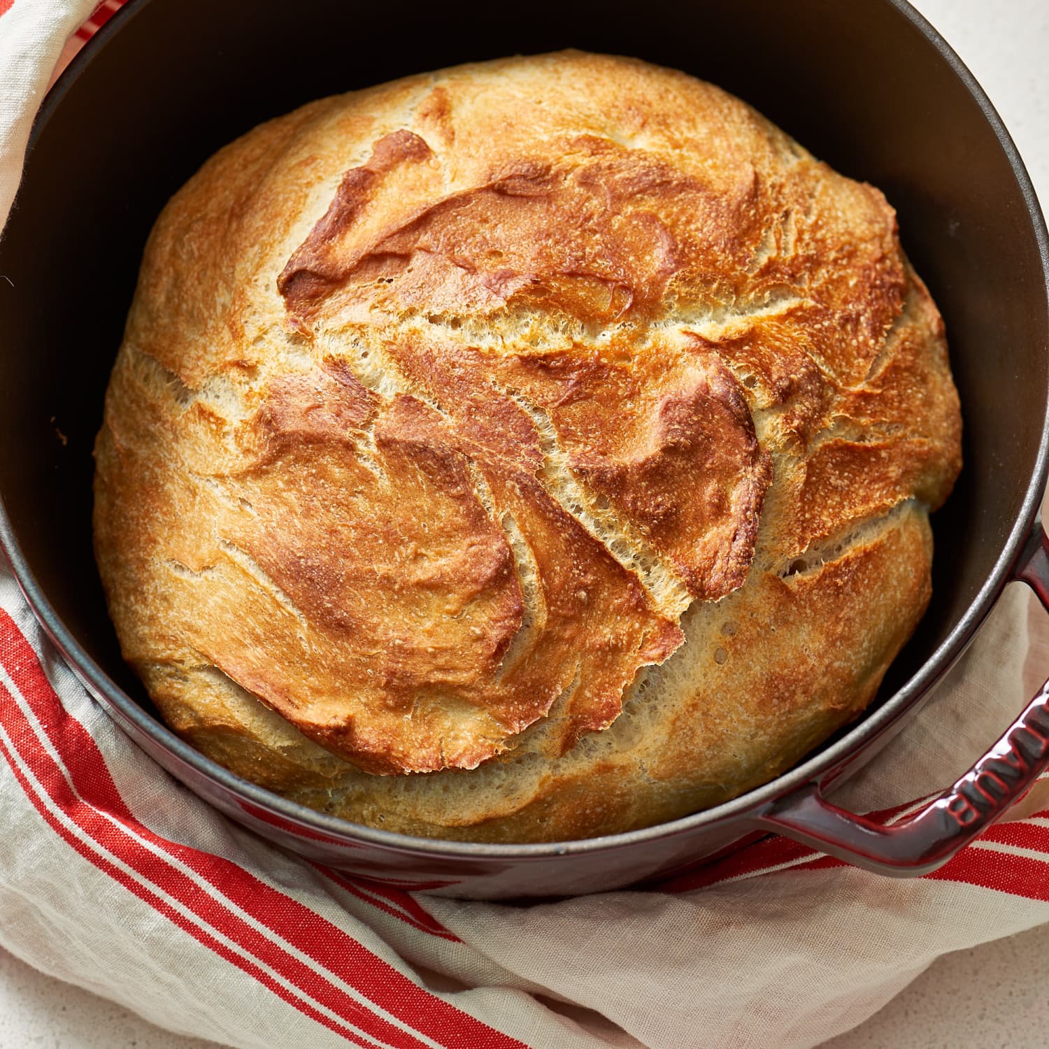 How to Bake Sourdough in a Loaf Pan (No Dutch Oven) - Make It Dough