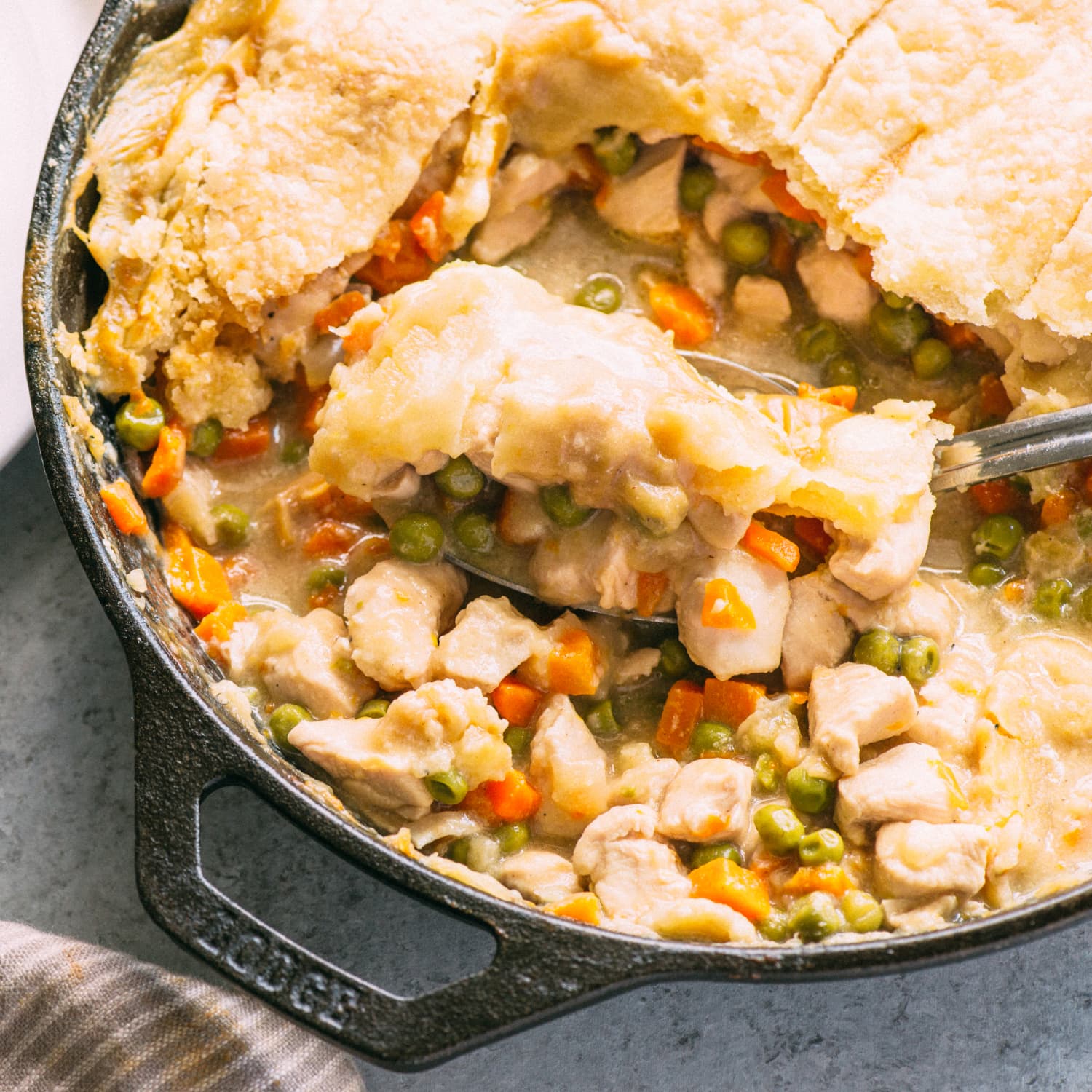 Recipe: Easy Skillet Chicken Pot Pie