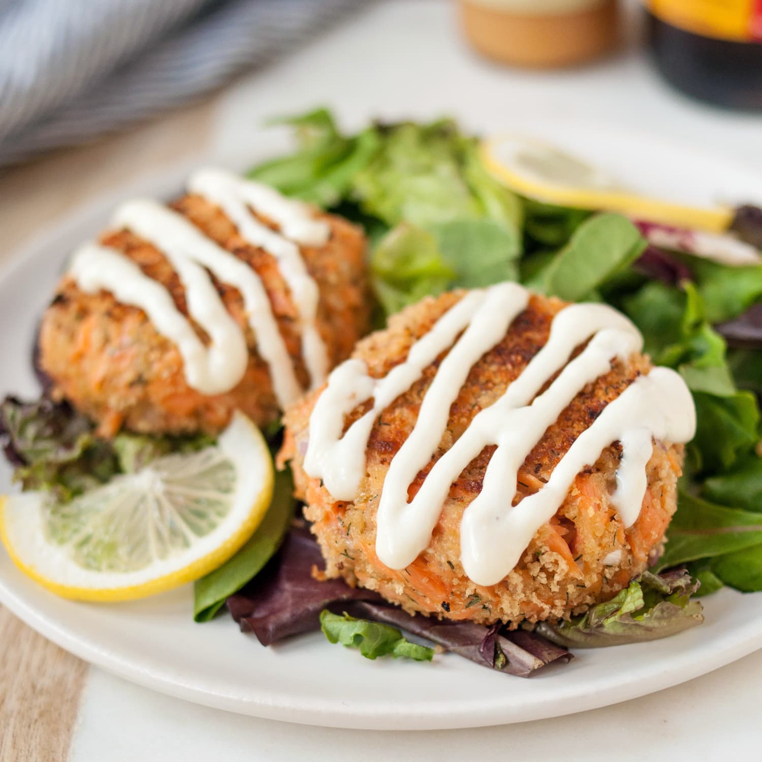 Recipe Salmon Patties With Creamy Garlic Sauce Kitchn