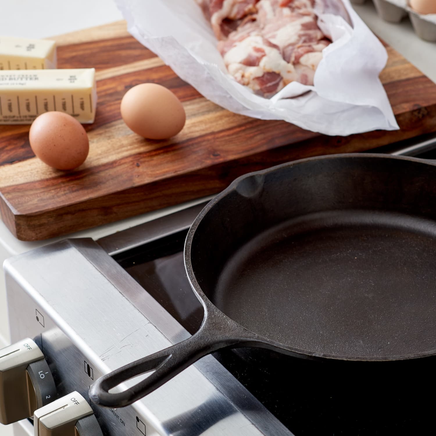  Legend Cast Iron Griddle for Gas Stovetop with Easy