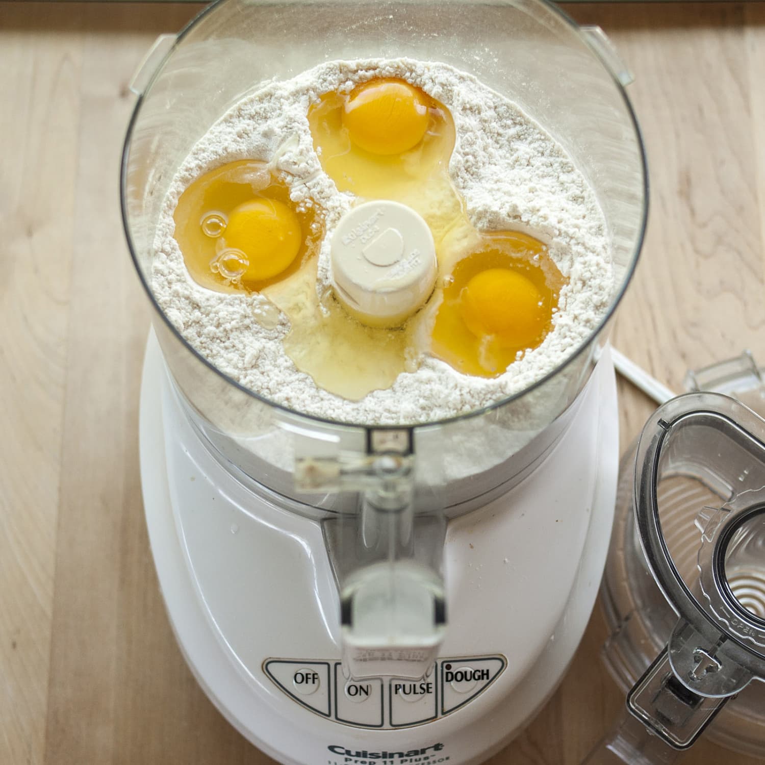 Barbermaskine Numerisk Hørehæmmet How To Make Fresh Pasta Dough in the Food Processor (Quick, Easy Recipe) |  Kitchn