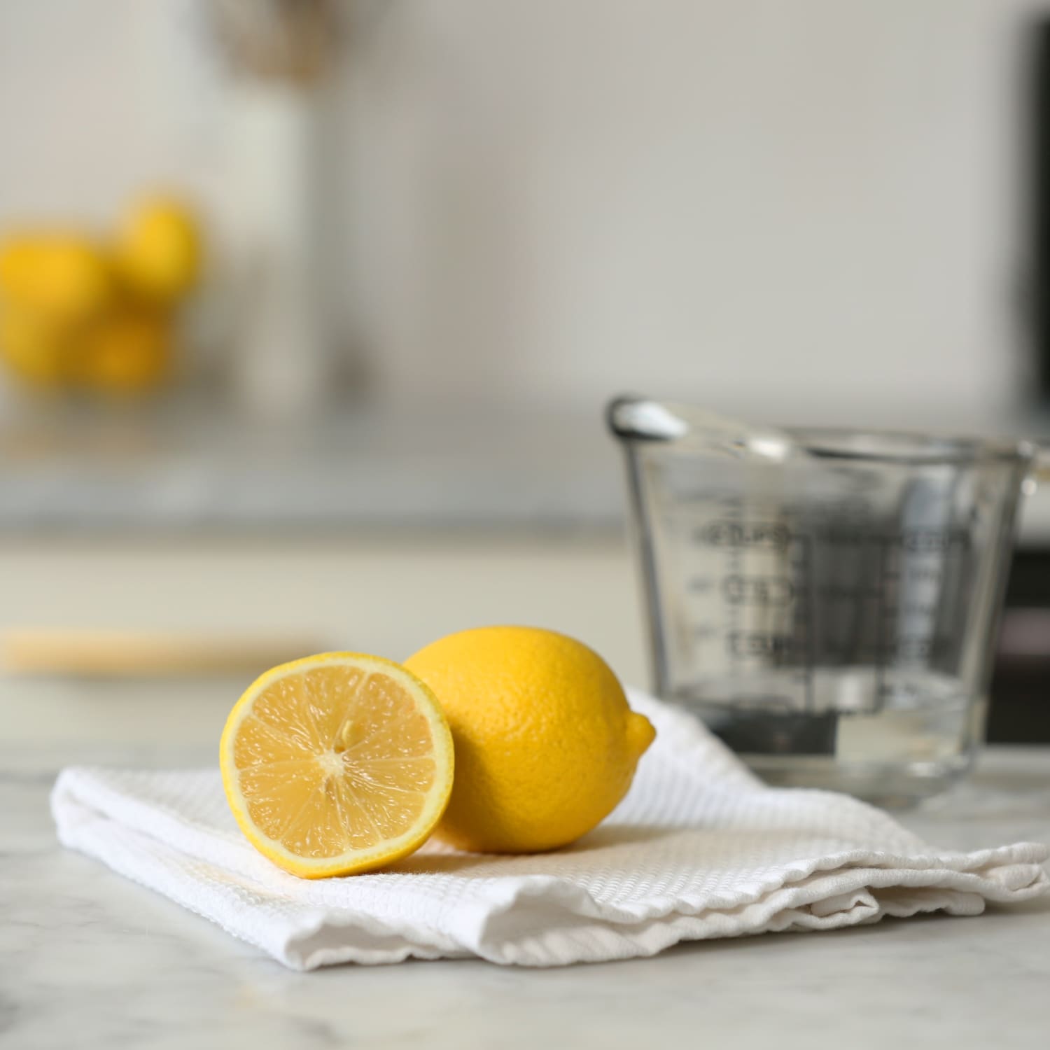 How To Clean Microwave Naturally Lemon Kitchn