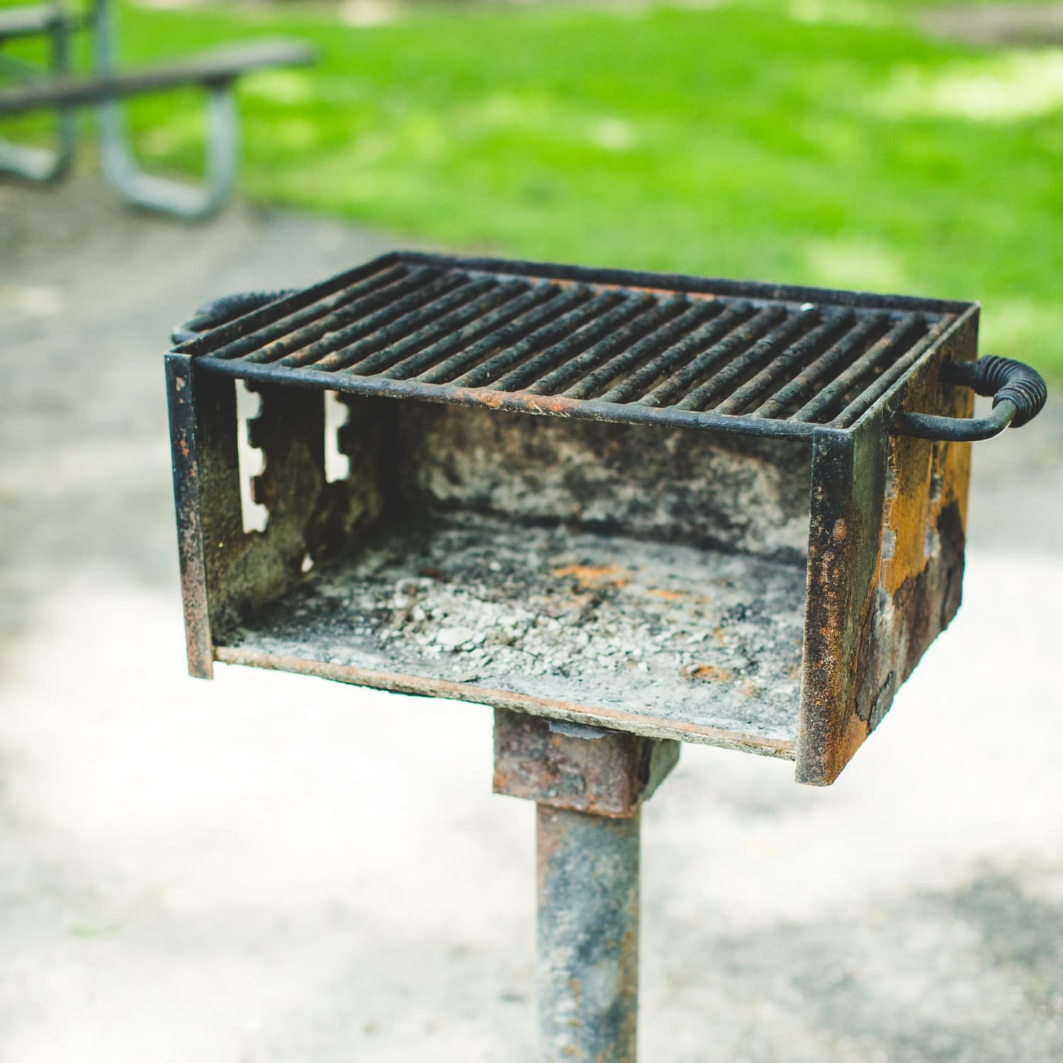 How To Clean A Charcoal Grill Kitchn