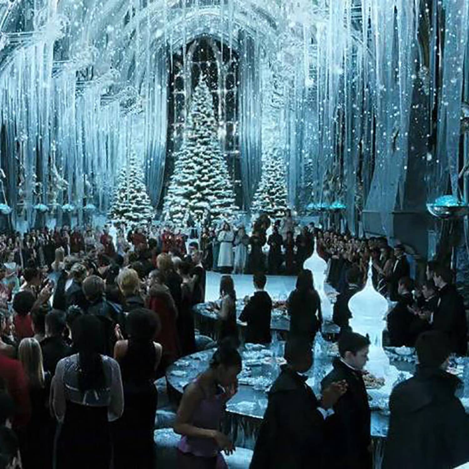 Harry Potter Fans Can Eat Christmas Dinner At Hogwarts Kitchn