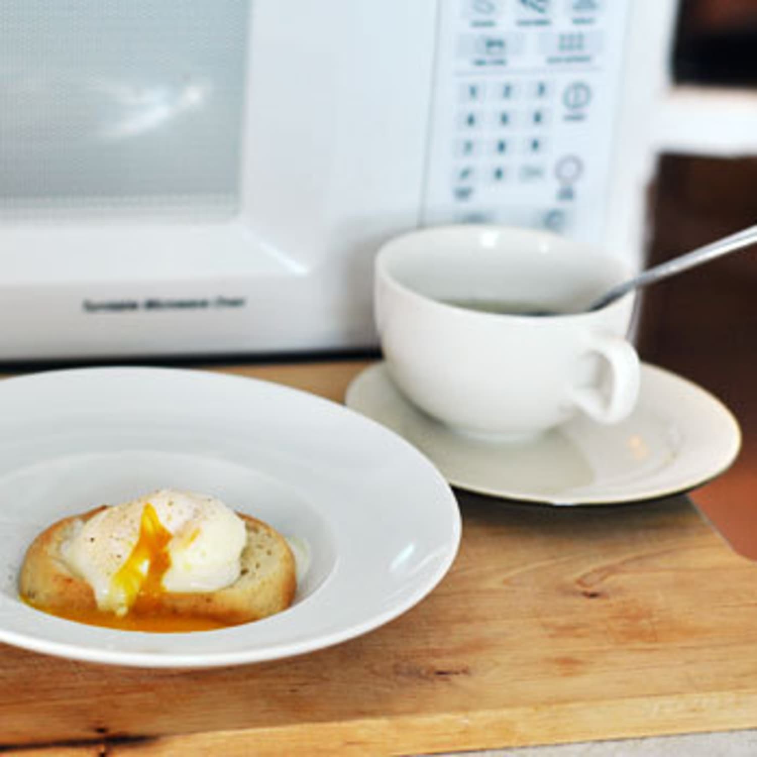 How do i cook a poached egg in the microwave How To Poach An Egg In The Microwave Kitchn