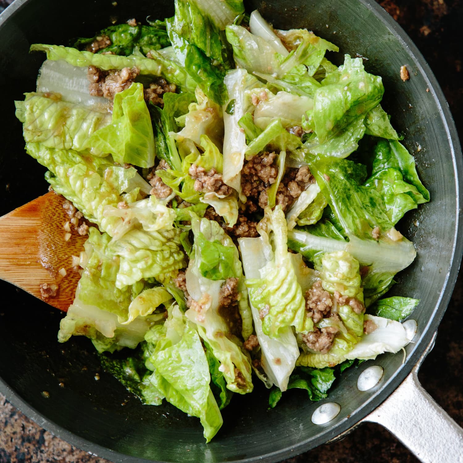 Recipe Jeffrey Alford Naomi Duguid S Lettuce Salad With Hot Beef Dressing Kitchn