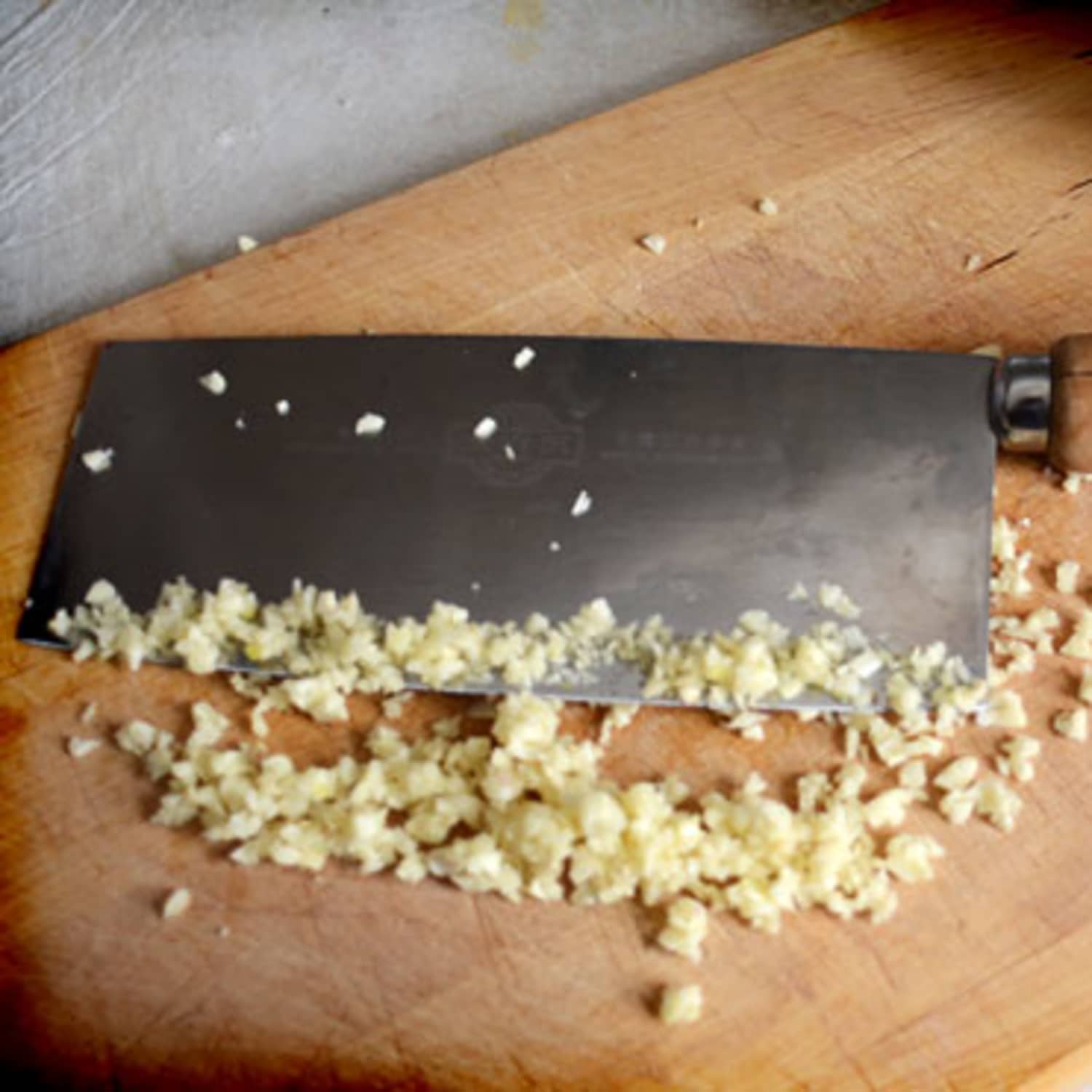 Faith's Favorite Knife: Carbon Steel Chinese Cleaver | Kitchn
