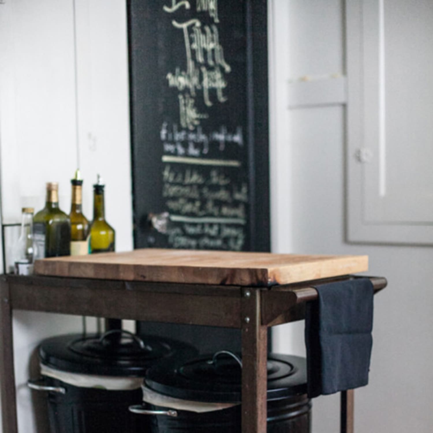 No Place to Put the Trash Can? Use the Bottom of a Kitchen ...