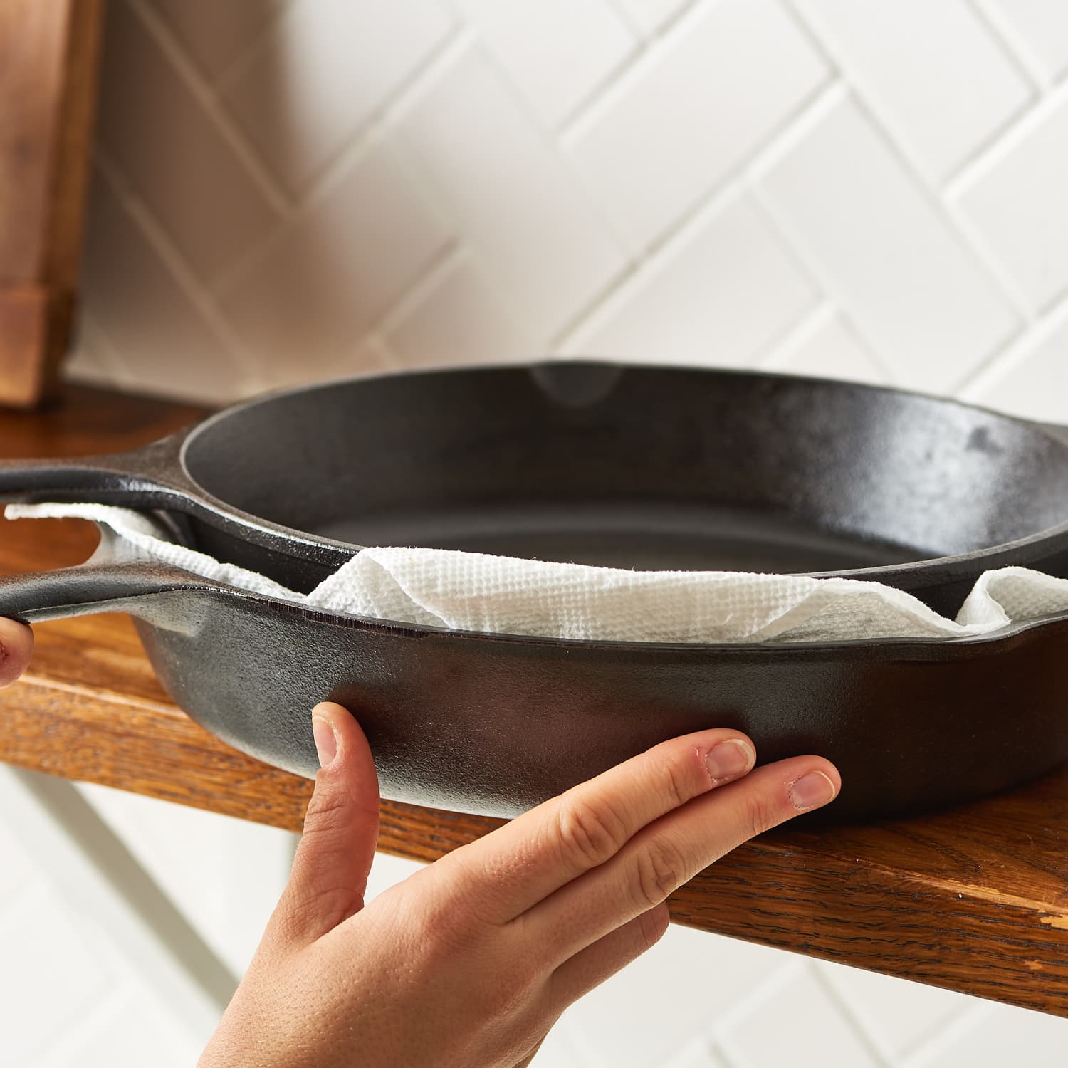 Cast Iron Storage Ideas - Skillet Collection | Kitchn