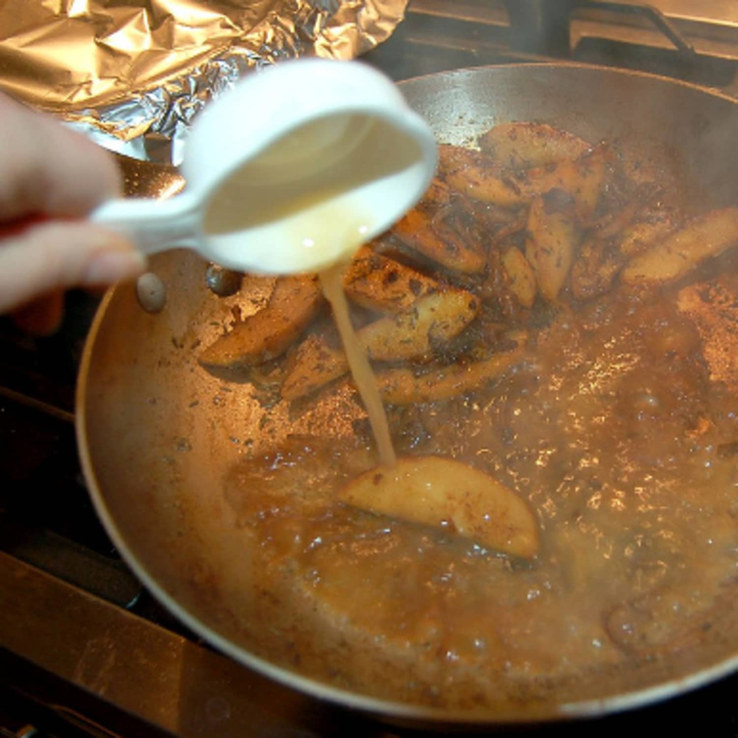 Cooking Basics When And How To Deglaze A Pan Kitchn