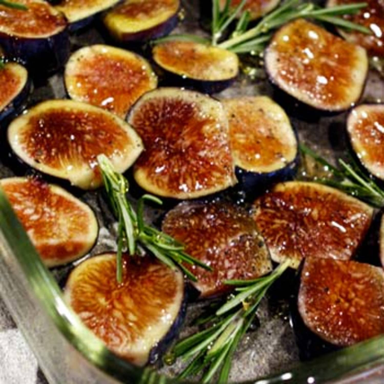 trist Sprout krigerisk Recipe: Roasted Figs with Honey and Rosemary | Kitchn
