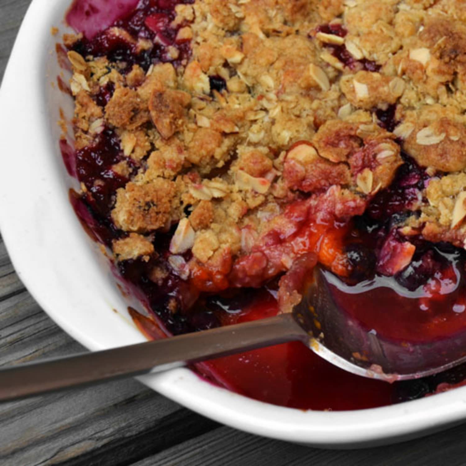What S The Difference Between A Cobbler Crumble And Crisp Kitchn