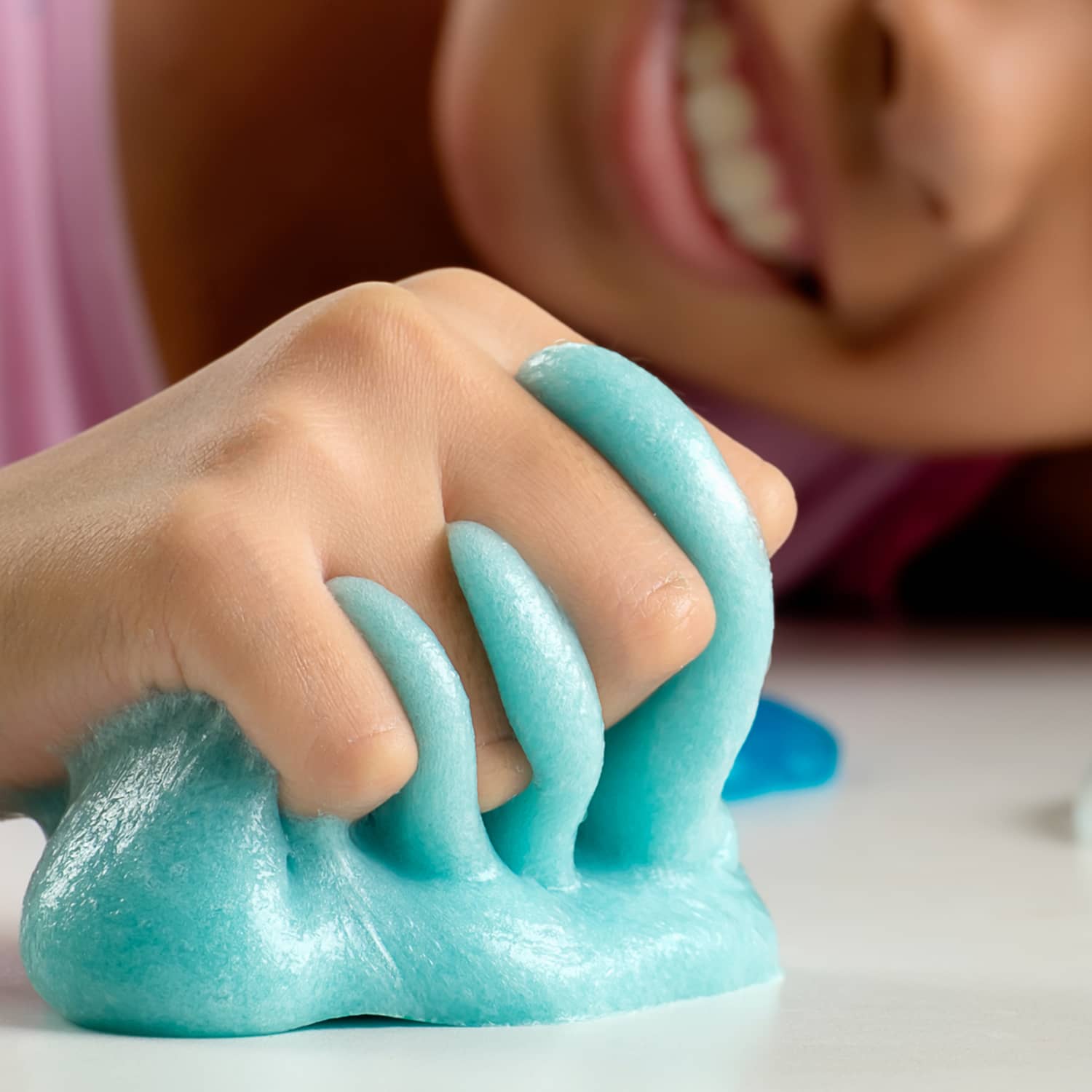 DIY Cleaning Slime To Remove Dirt, Dust And Crumbs Out Of A Keyboard And  Other Small Crevices 