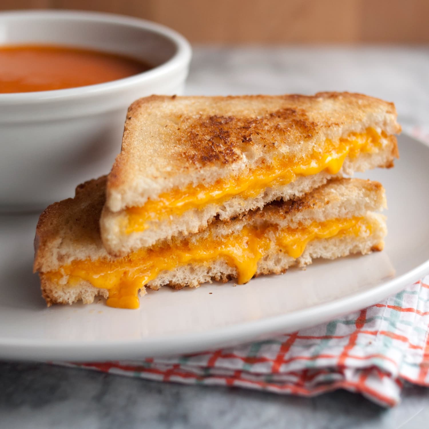 How to Make a Grilled Cheese Sandwich