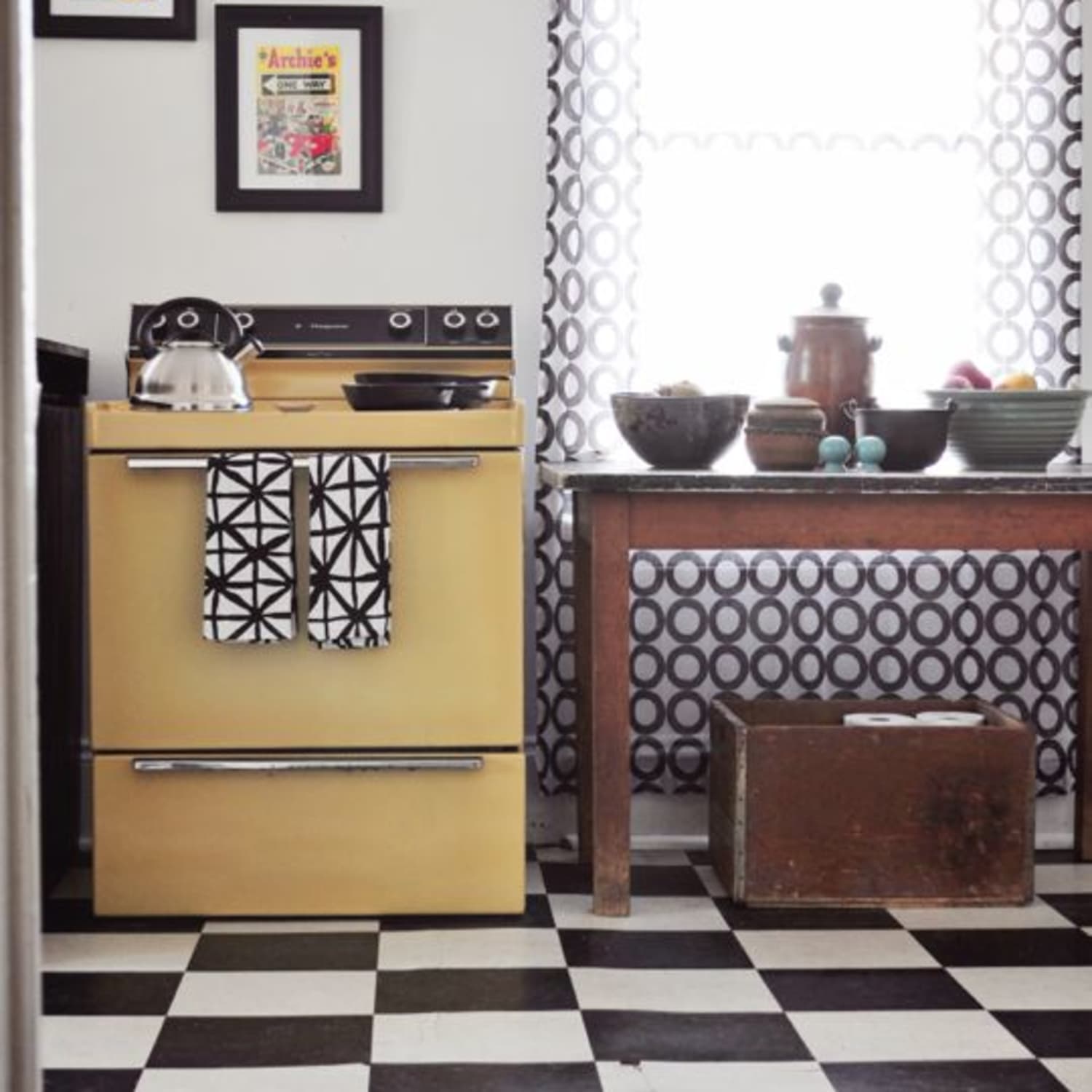 More than 80 Quick Rental Fixes for the Kitchen