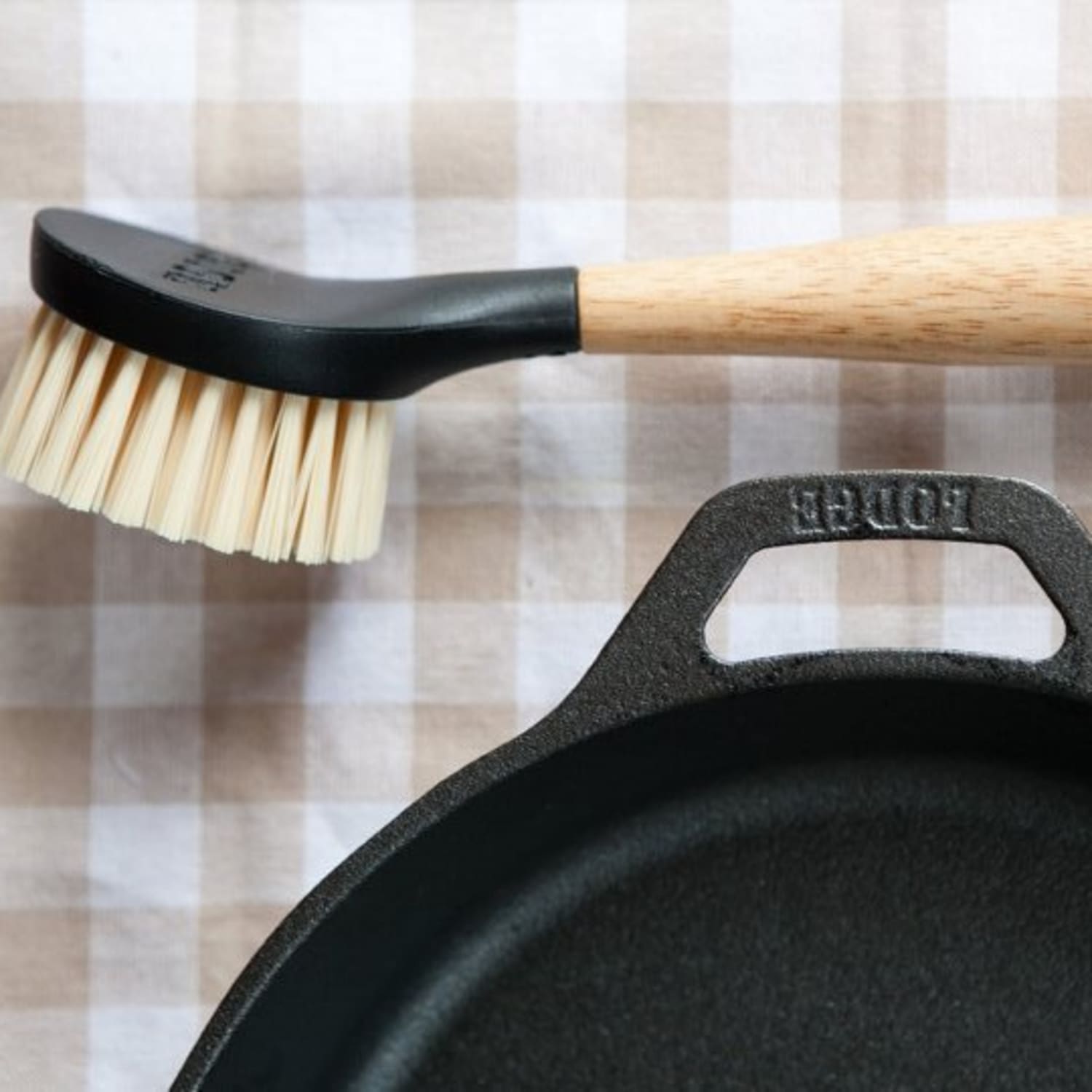 Lodge Scrubbing Brush for Cast Iron Cookware