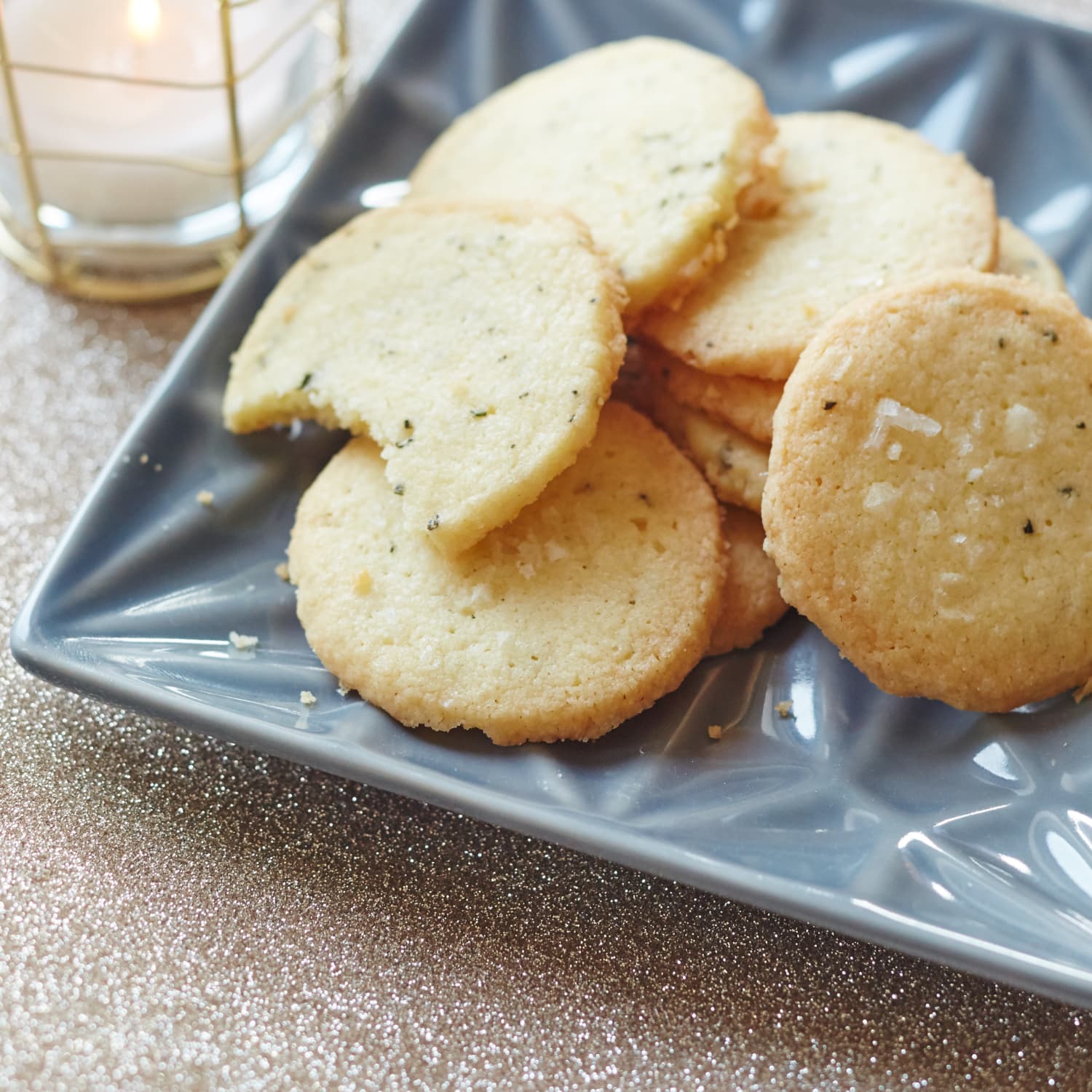 Recipe Rosemary Shortbread Cookies Kitchn This basic, buttery shortbread practically begs that you customize it to suit your own tastes or pantry supplies the dough, which comes together quickly in a food processor, is already enhanced with rosemary, but nuts, seeds, citrus zest, spices, vanilla or minced dried fruit. rosemary shortbread cookies