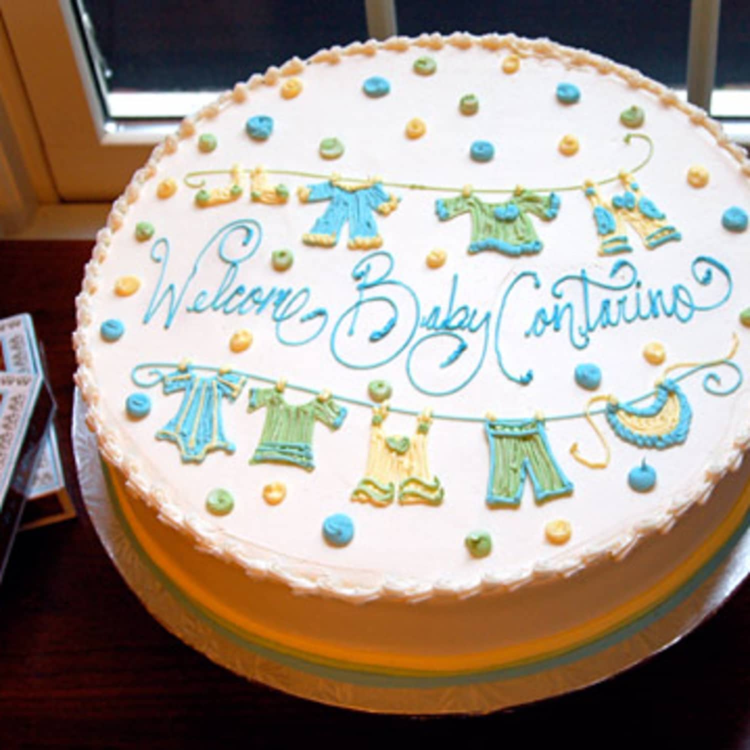 Cake Decorating 3 Tips For Writing Messages With Icing Kitchn