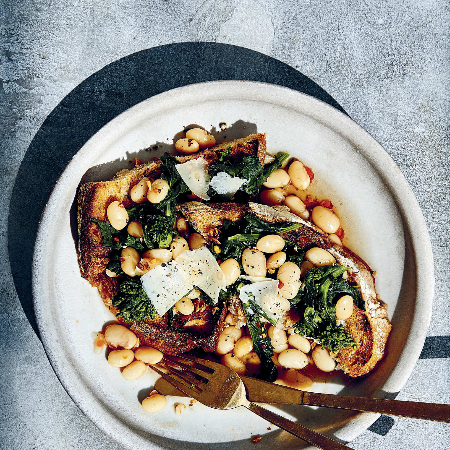 Garlicky Great Northern Beans and Broccoli Rabe over Toast