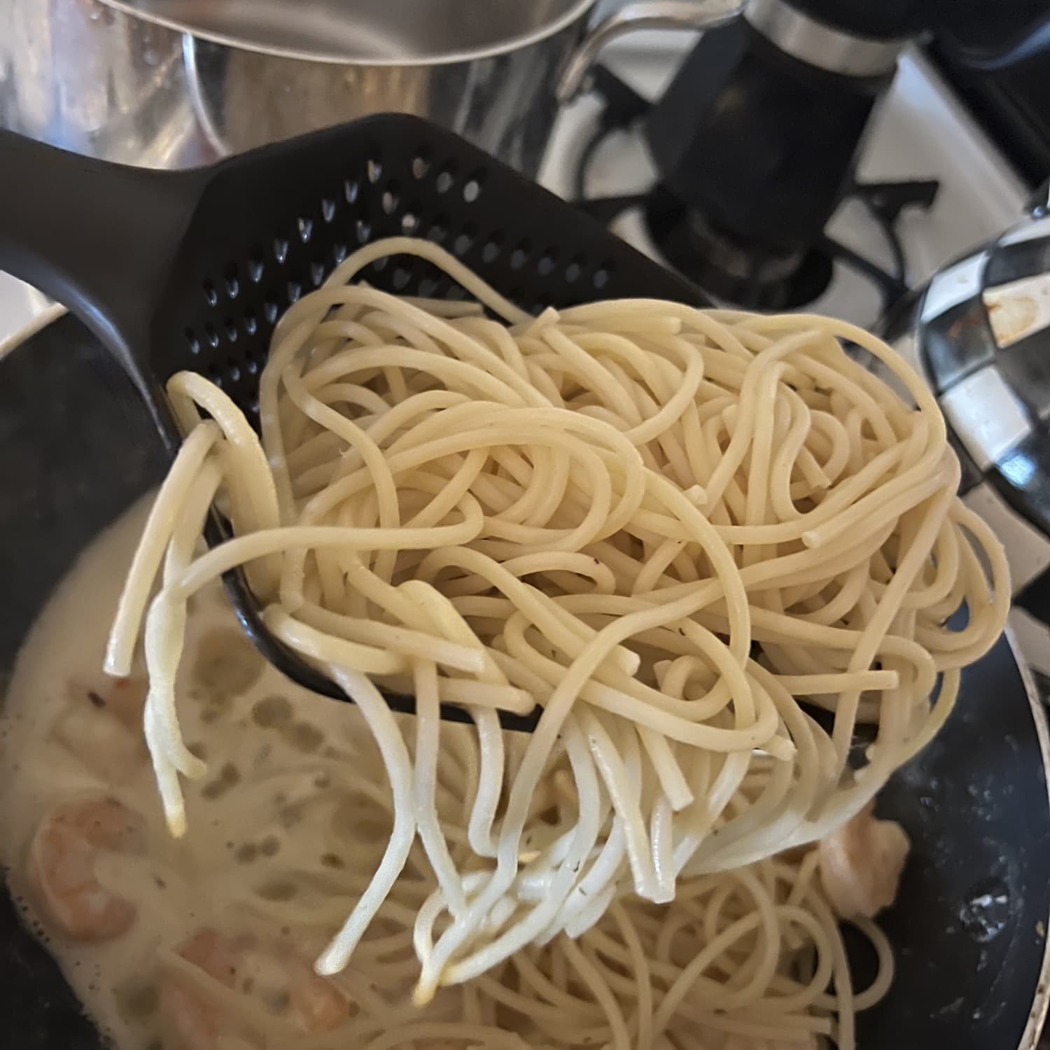 Pasta scoop colander deals