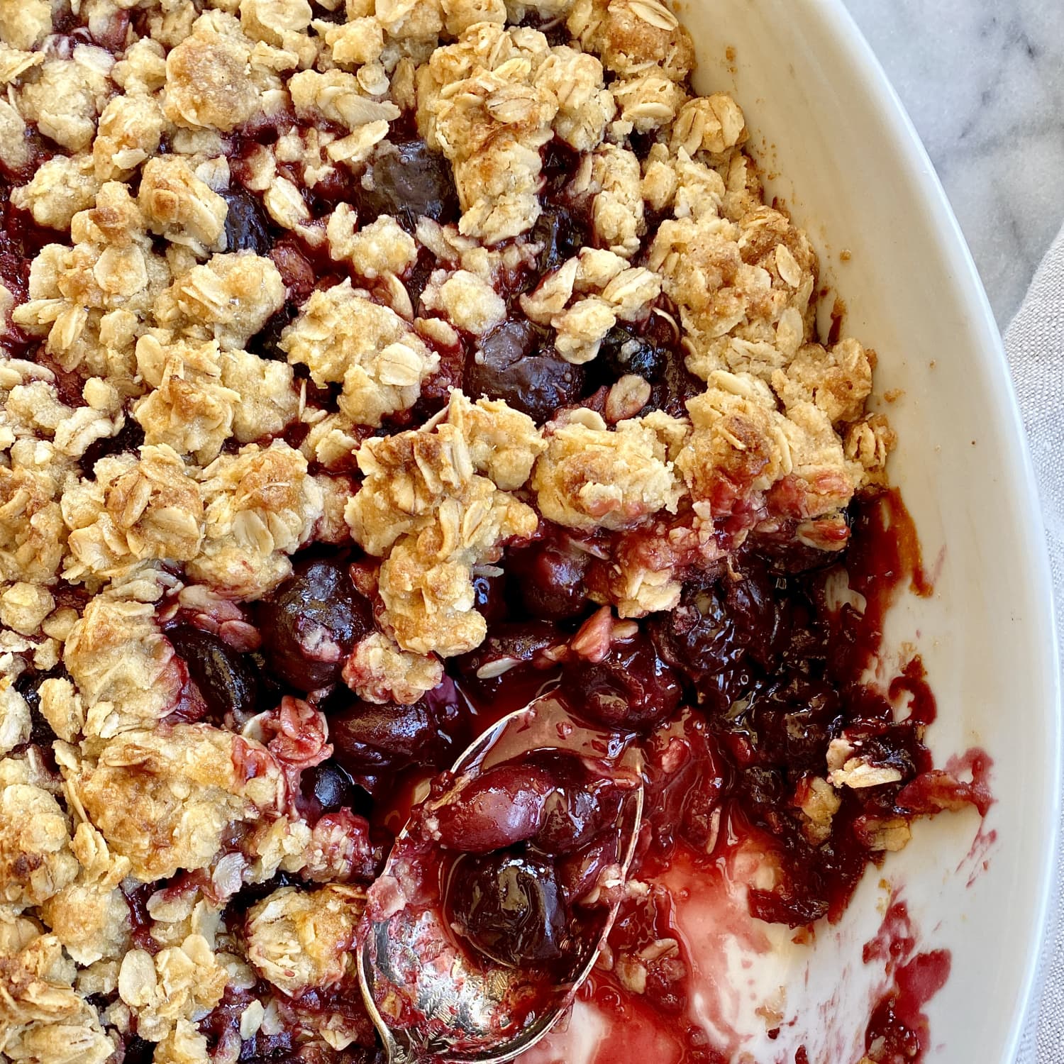 Buttery Brown Sugar Cherry Crisp