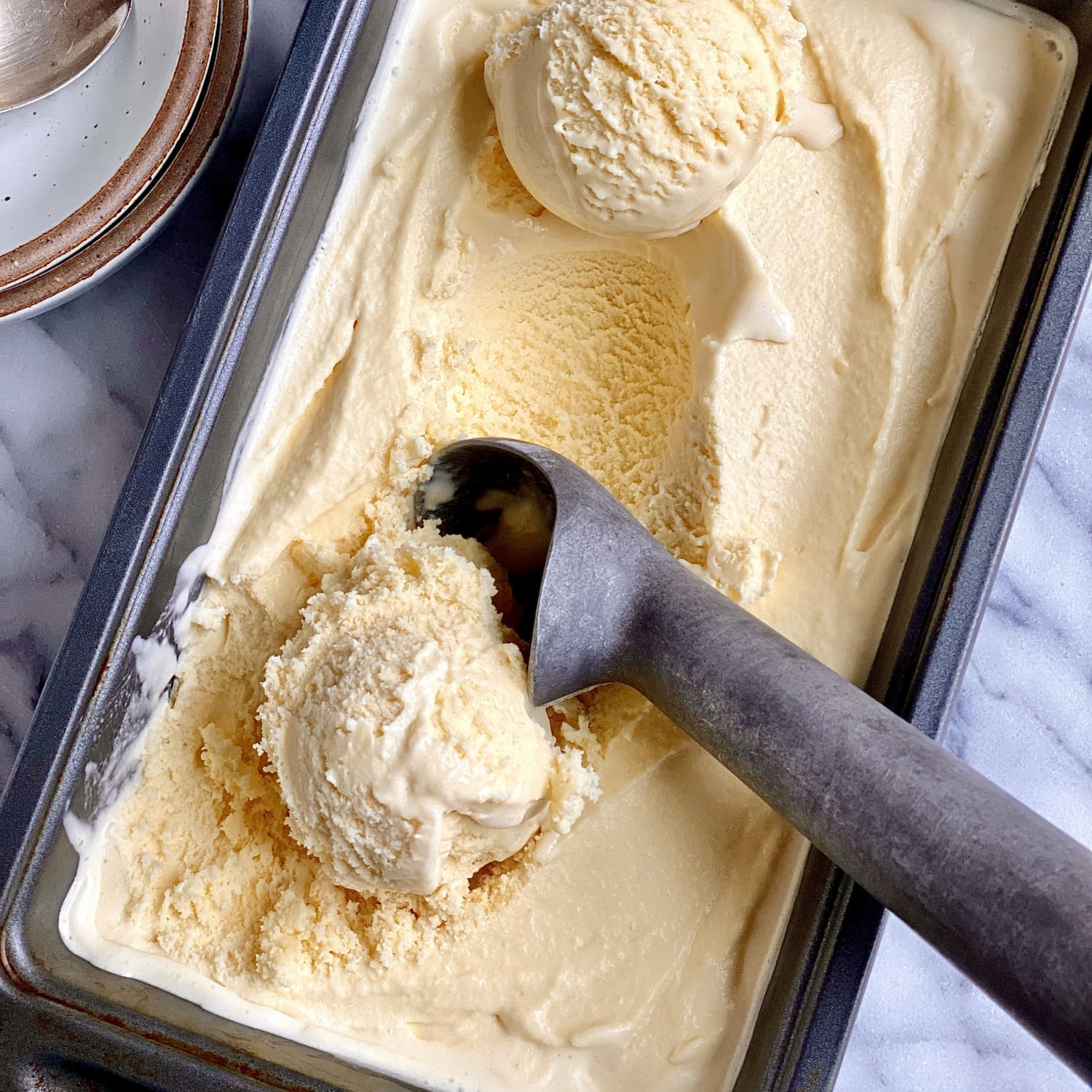 Homemade Peach Ice Cream