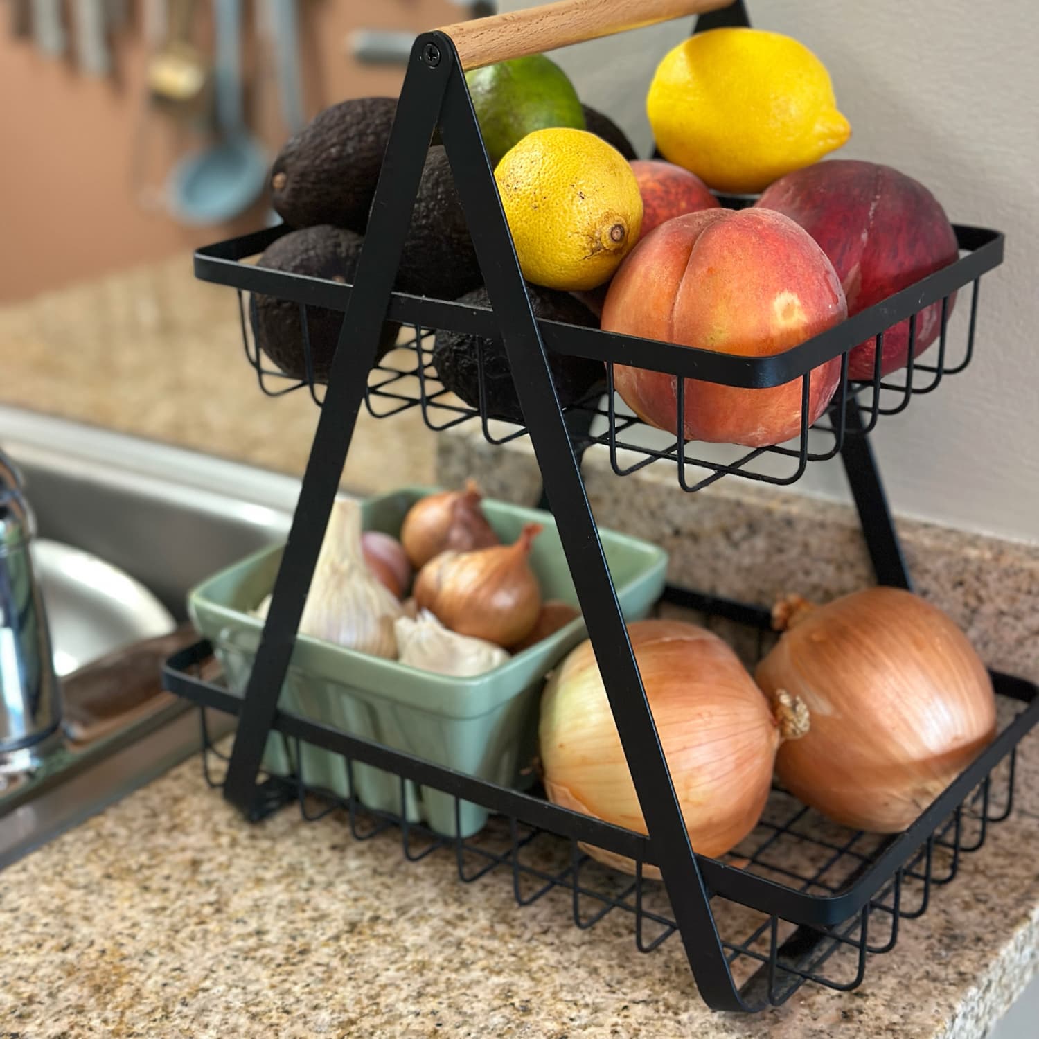Fruit online basket countertop
