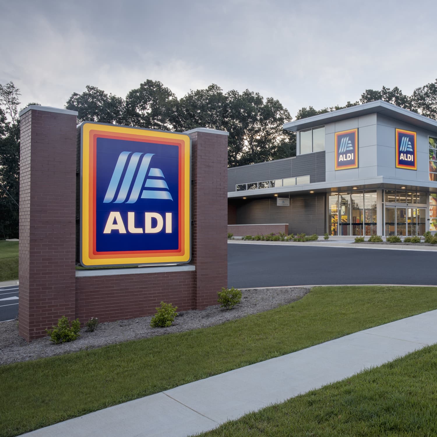 Aldi s Holiday Sherpa Pillows Are 9.99 and Made for Cuddling