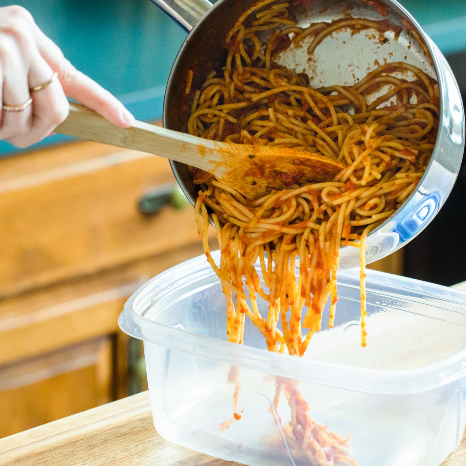 The Easy Way to Keep Food From Staining Your Storage Containers