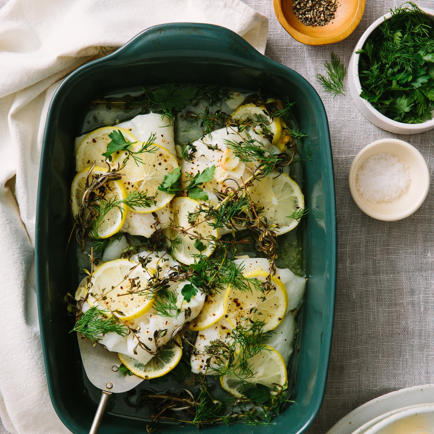 Baked cod with outlet lemon