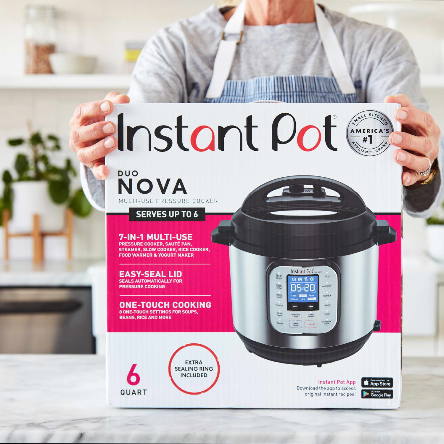 What comes in sales the instant pot box