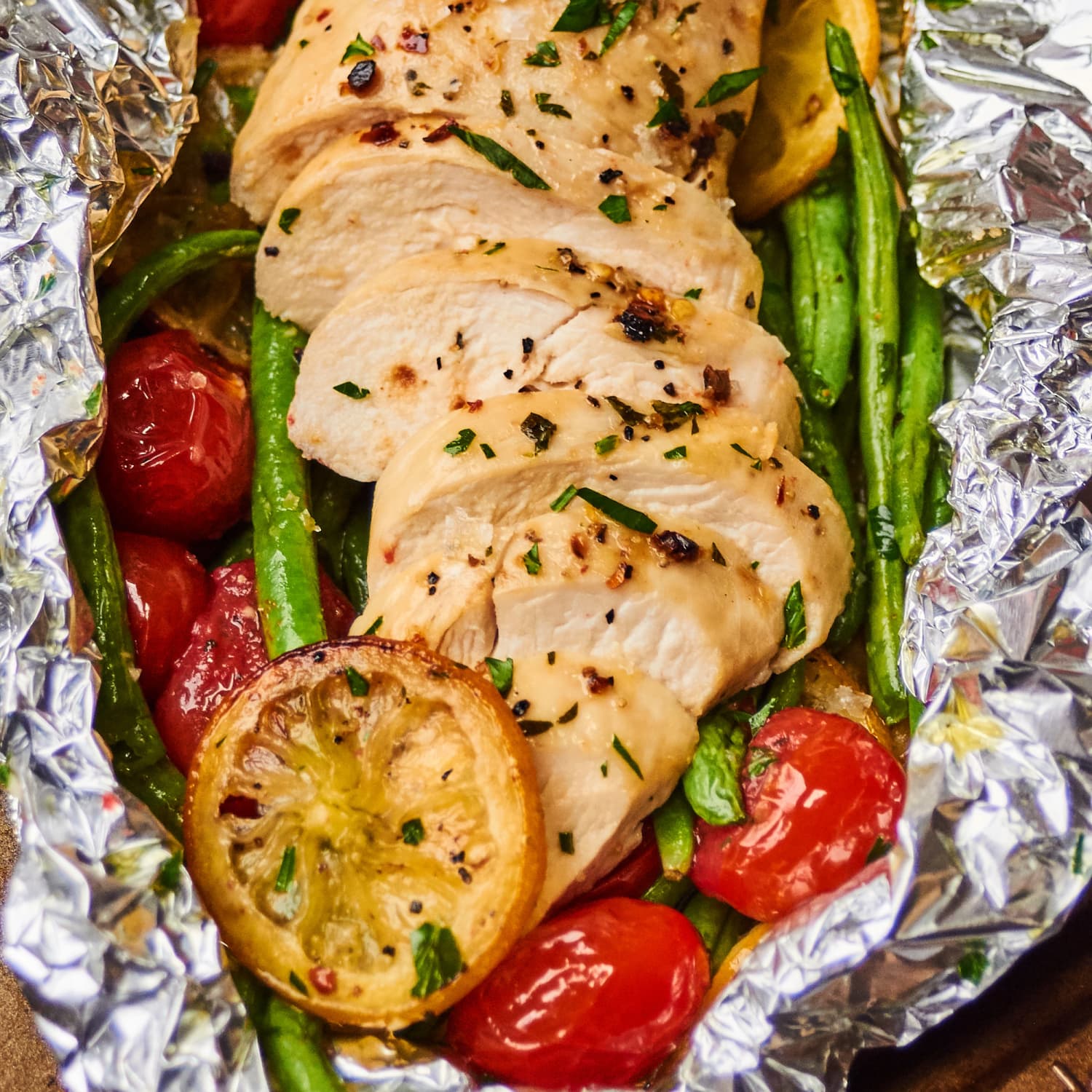 Lemon Garlic Chicken Foil Packets