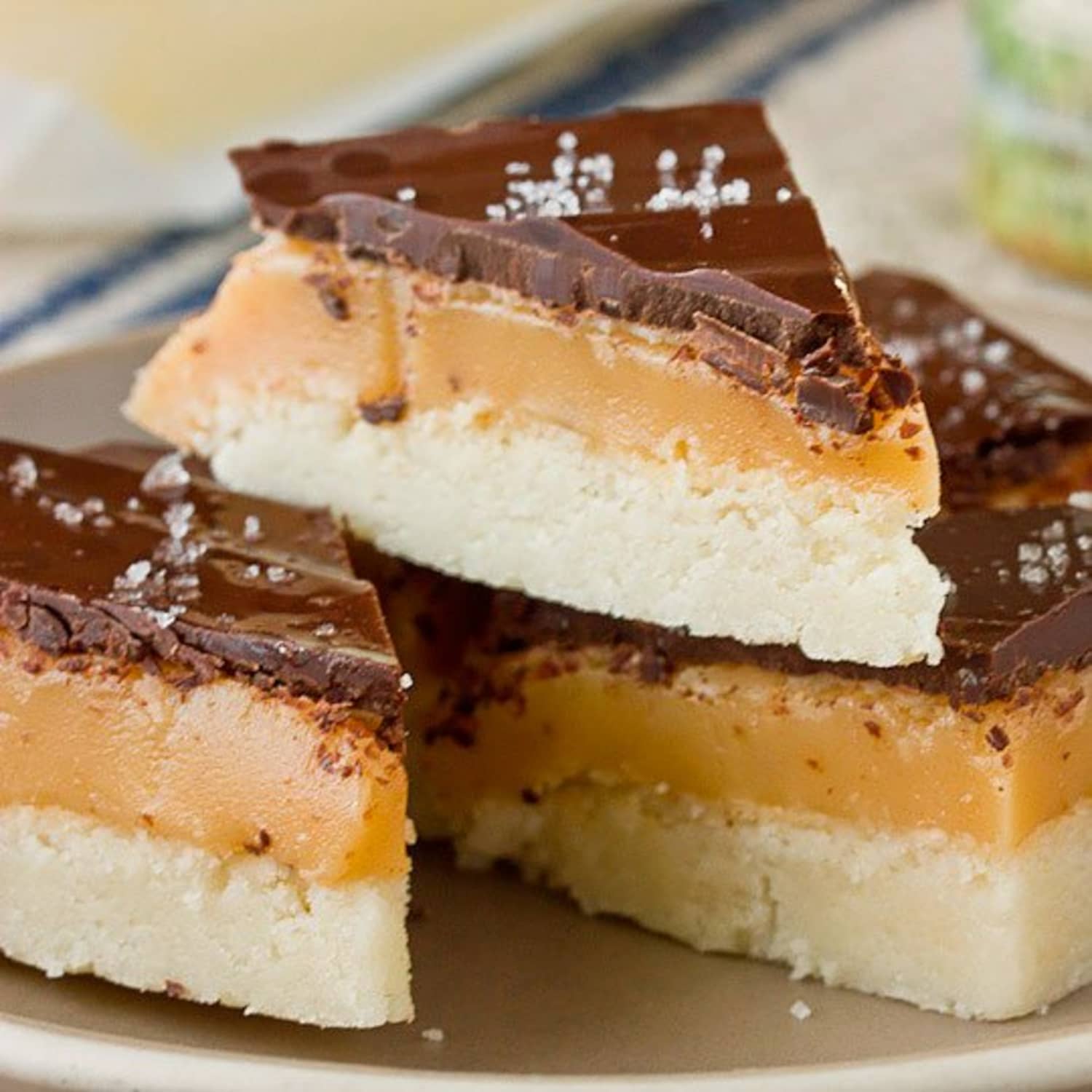 Caramel outlet shortbread bars